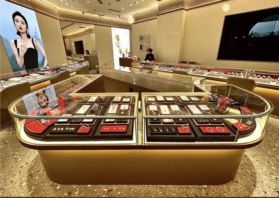 Custom Madealuminum Glass Showcase High-End Jewelry Showcase 1.Free Design; 2.Value-added Services(provided Free Solution Concept); 3.Installation Instruction; 4. Take Measurements; 5. Professional After-sale Service 2