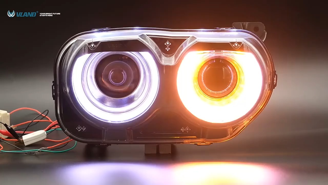 Montagem dos faróis de LED de carro para Dodge Charger Front Lamp 1