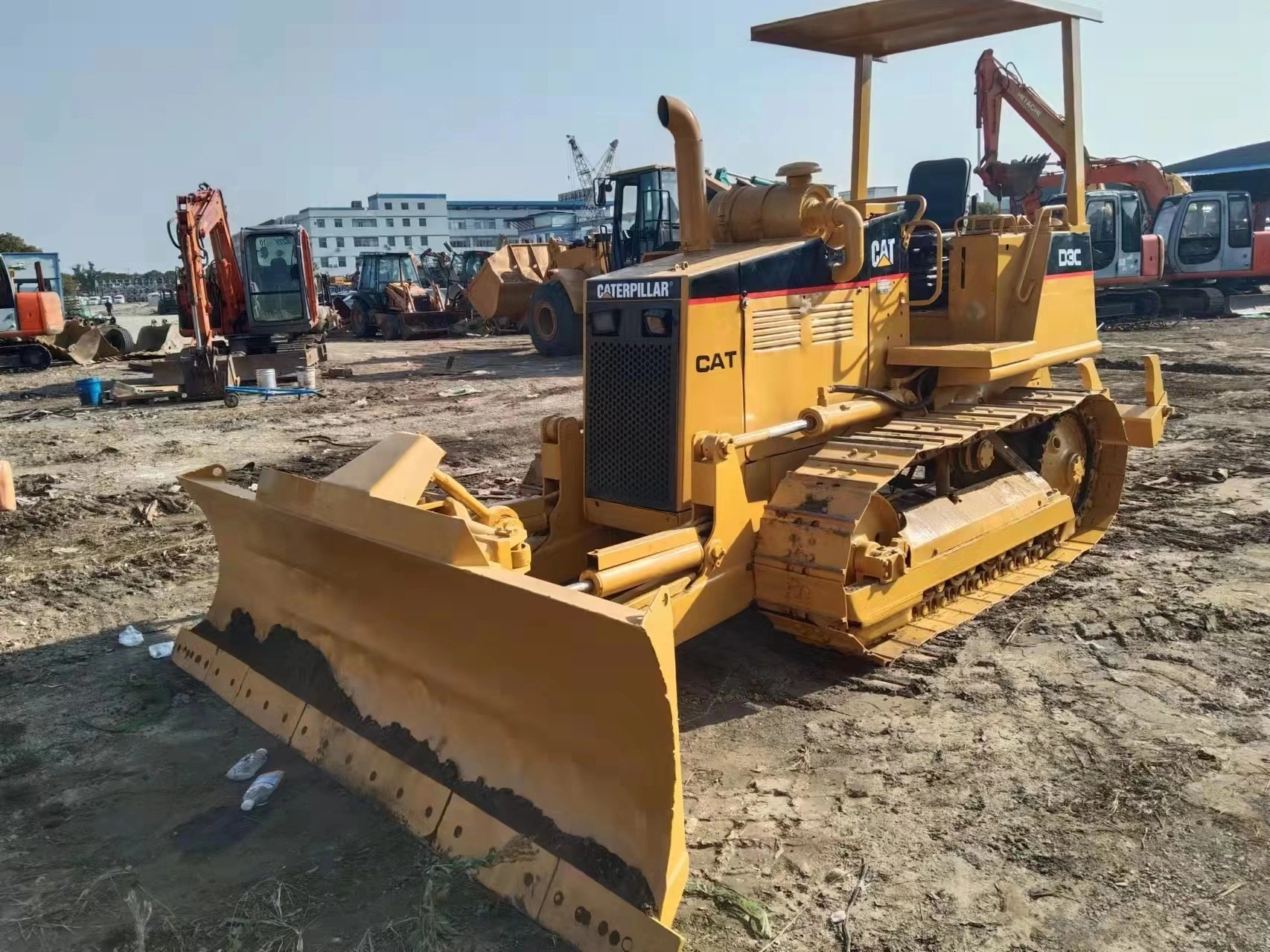 2013 CAT D3C D4G D5G D5K DOZER DE CRAWLER SPING com bom tamanho da condição com estripador 1