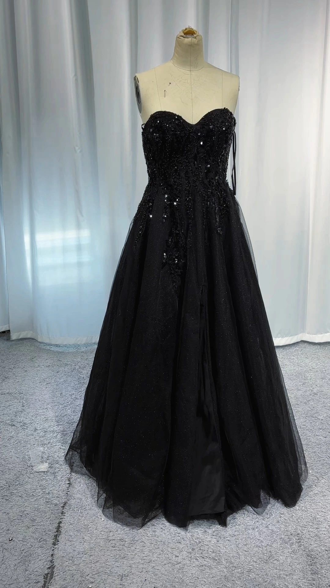 Sweetheart Sparkly Long Black Prom Dresses RSE1044 Black Princess Glitter Gown With Slit 1