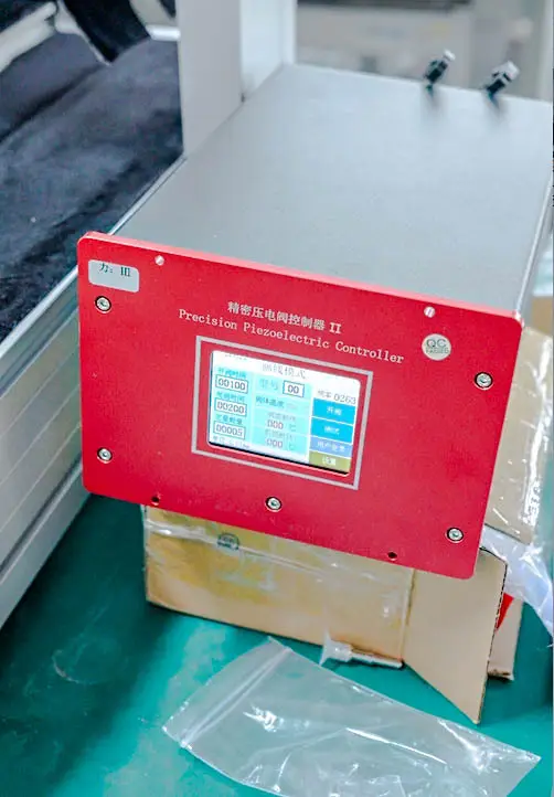 Automatic Glue Dispensing Machine by Xiaomao Machine-4 7