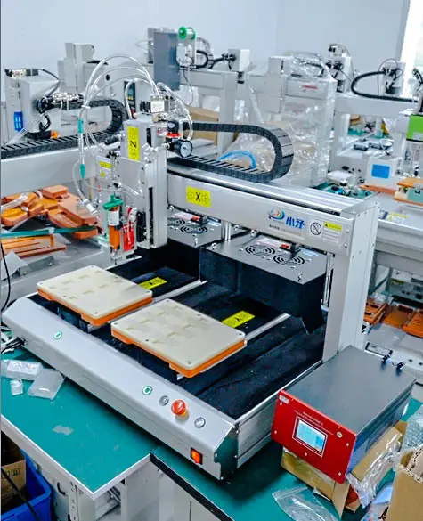 Automatic Glue Dispensing Machine by Xiaomao Machine-4 3