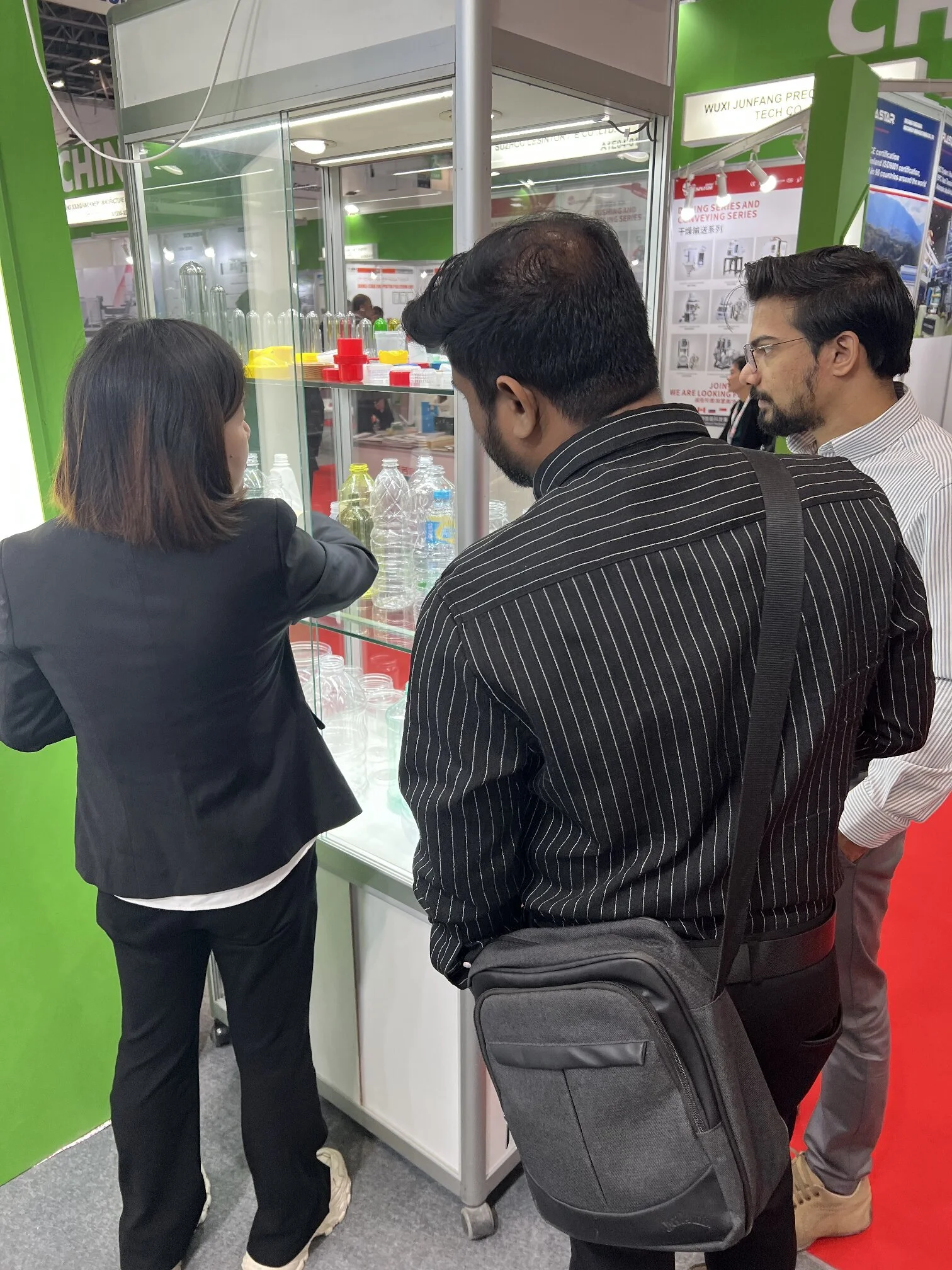 Arabplast successfully concluded, the blow moulding machine industry focuses on the global market, shaping the blueprint for the future together 3