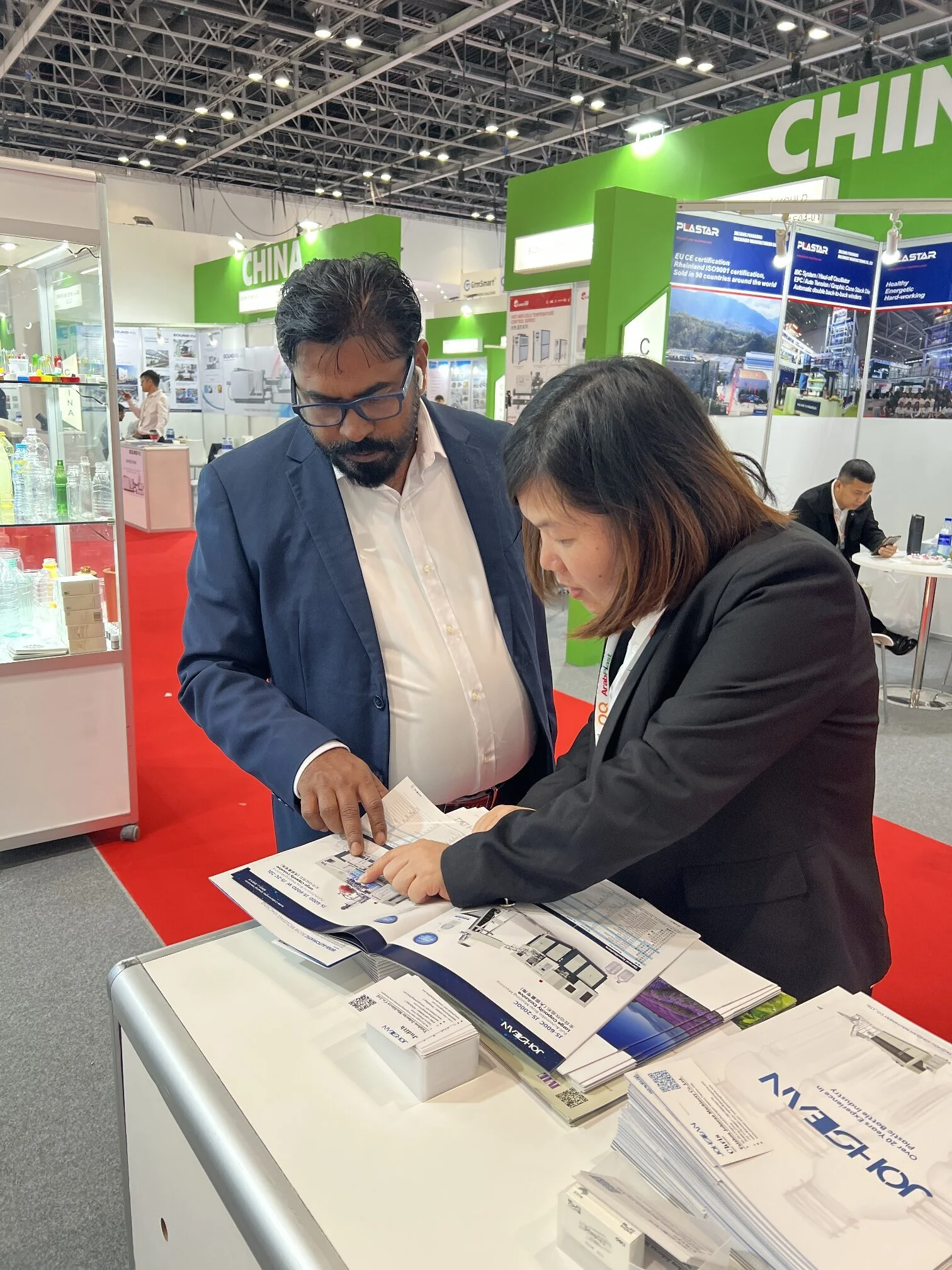 Arabplast successfully concluded, the blow moulding machine industry focuses on the global market, shaping the blueprint for the future together 7