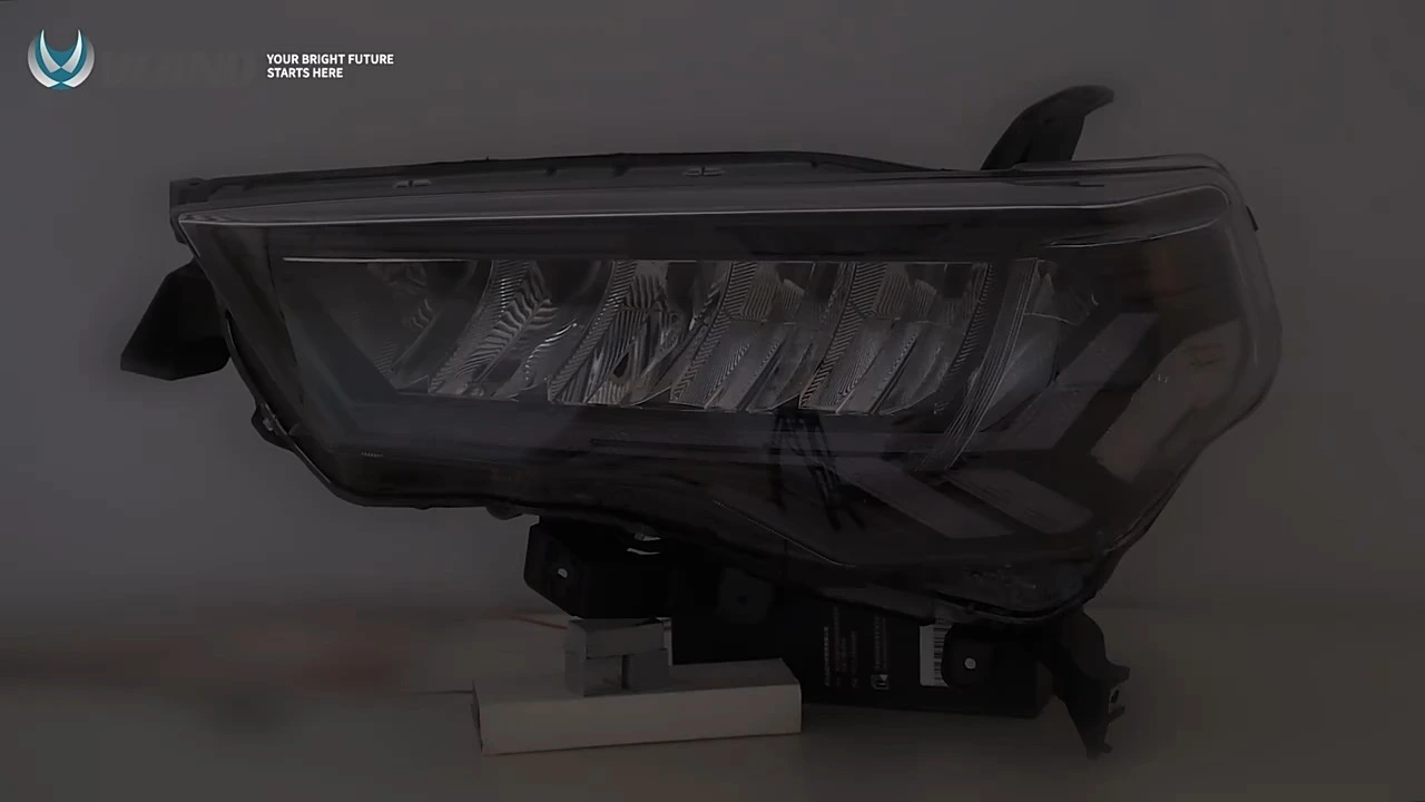 Montagem dos faróis de LED de carro para Toyota 4 Runner 2014-2021 Lâmpada frontal 1