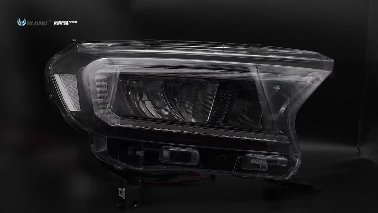 Gruppo fari per Ford Ranger Luci di marcia diurna Faro anteriore 1