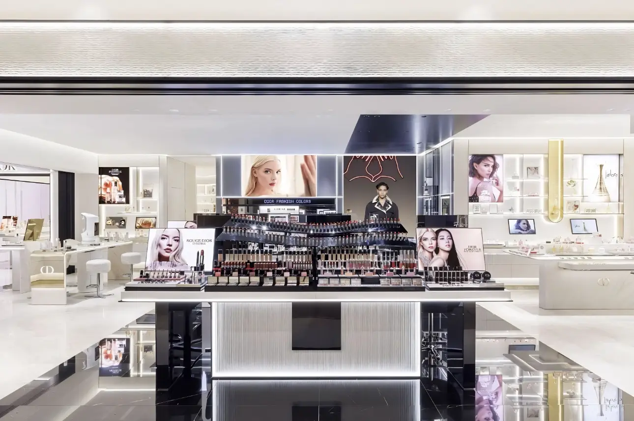 Professional Retail Displays 5