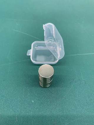 Magnete Ndfeb a disco D15x2mm con custodia in plastica SM-03152014 1