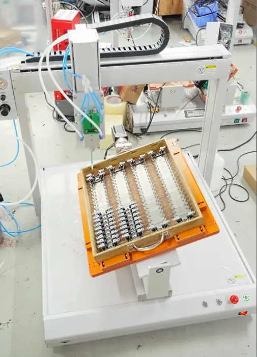 Automated Glue Dispensing Machine Wholesale - Xiaomao Machine-2 4