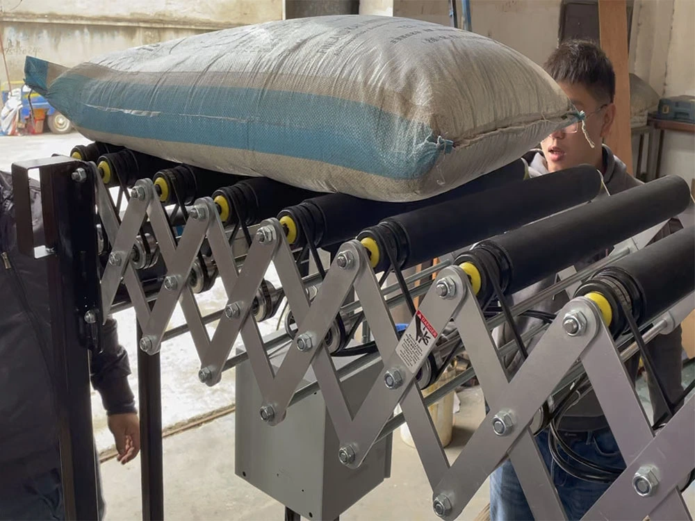 1.6m High Chassis Extendable Powered Rubber Roller Conveyor for 50KG Bags 1