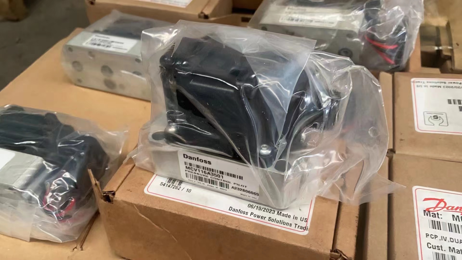 SAUER DANFOSS TMM089B6C42NNDA3MBDN PVH074R01AB10A250000002001AE01 FRR090CLS2620NNN3 S1C2A1NNNNNNNNNN 4