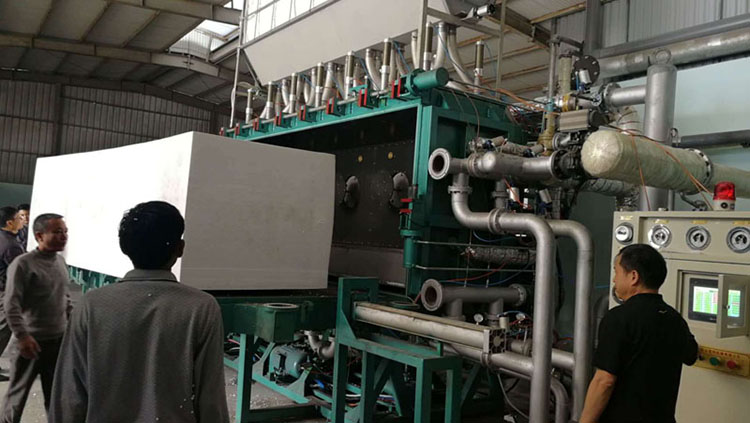 Máquina para fabricar láminas aislantes Thermocol ajustables 6