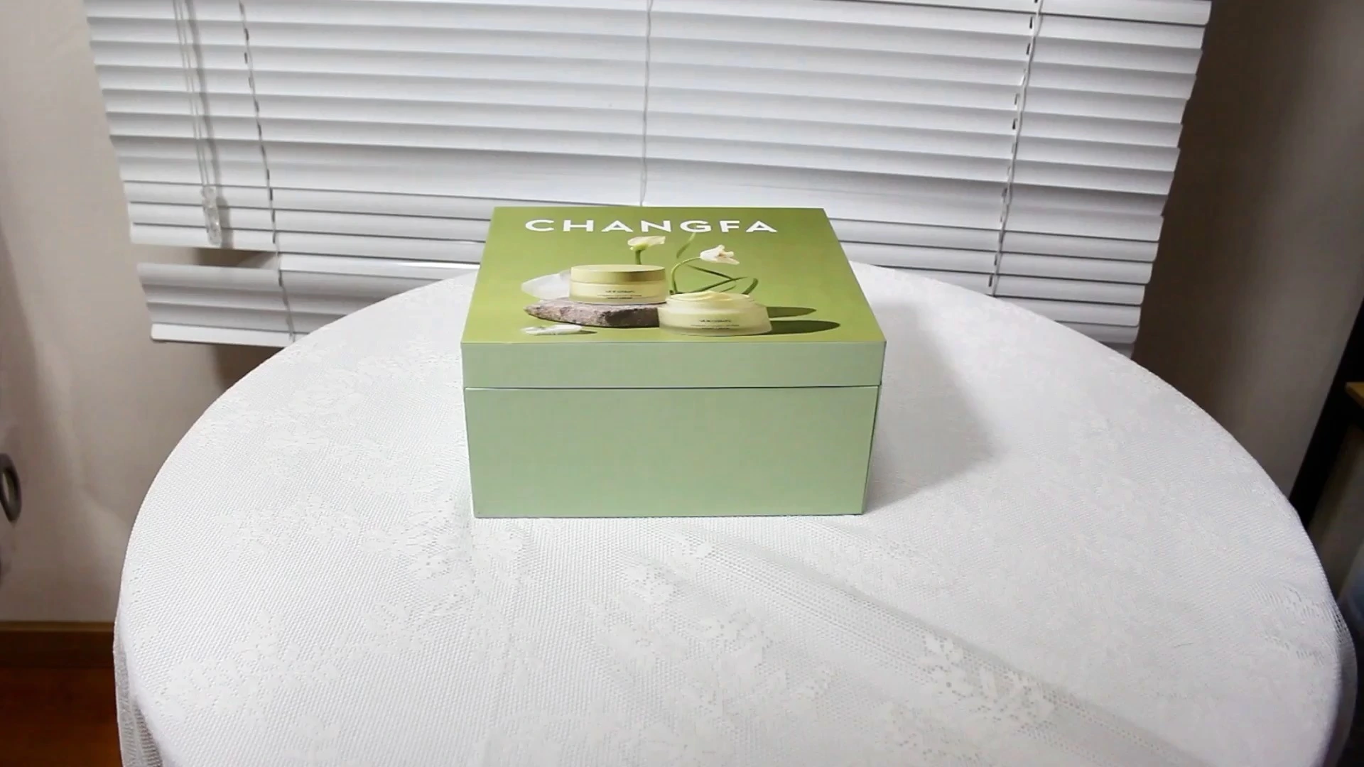 CF Kosmetikbox mit Klappdeckel und Schublade und EVA-Einsatz 1