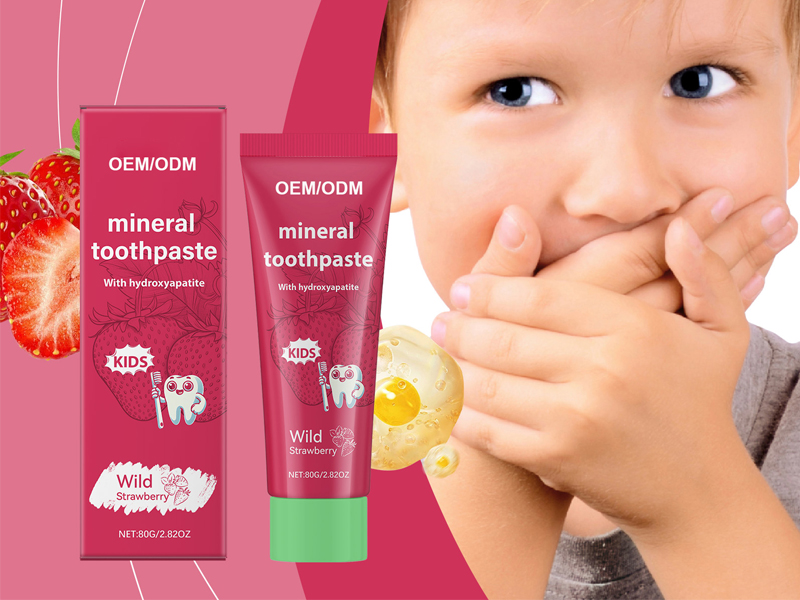 Children's Bright White Strawberry Flavored Toothpaste 3