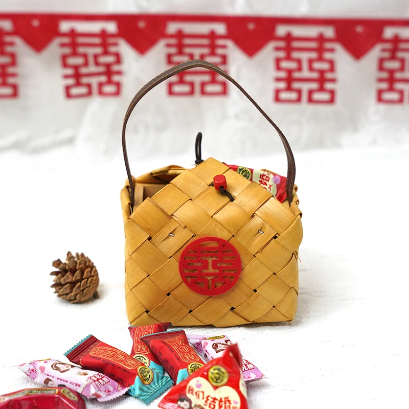Chinese woven basket, gift basket, pure handmade log exquisite hand-held wooden basket 1