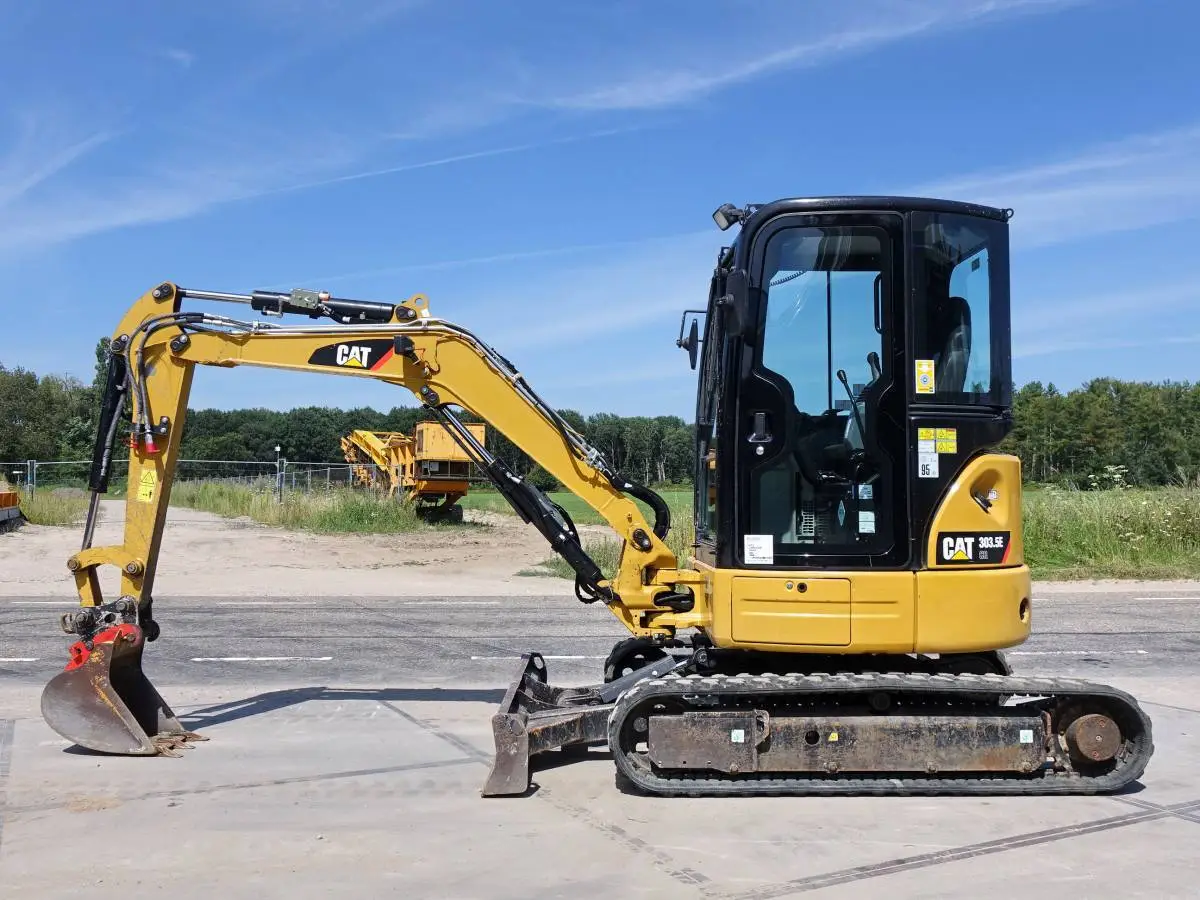 2015 CAT 303.5E CR Used Excavator Secondhand Mini Excavator CAT 302CR 303CR 305C 305SR 306D 306E2 307D 307E2 307.5 308BSR 308C 308D 308E2 in Stock 1