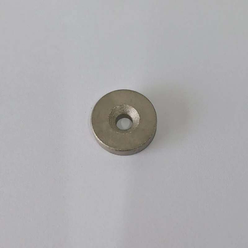 Aimant fraisé SmCo D20xD9-5x5mm de qualité YXG-32 SM-053565 1