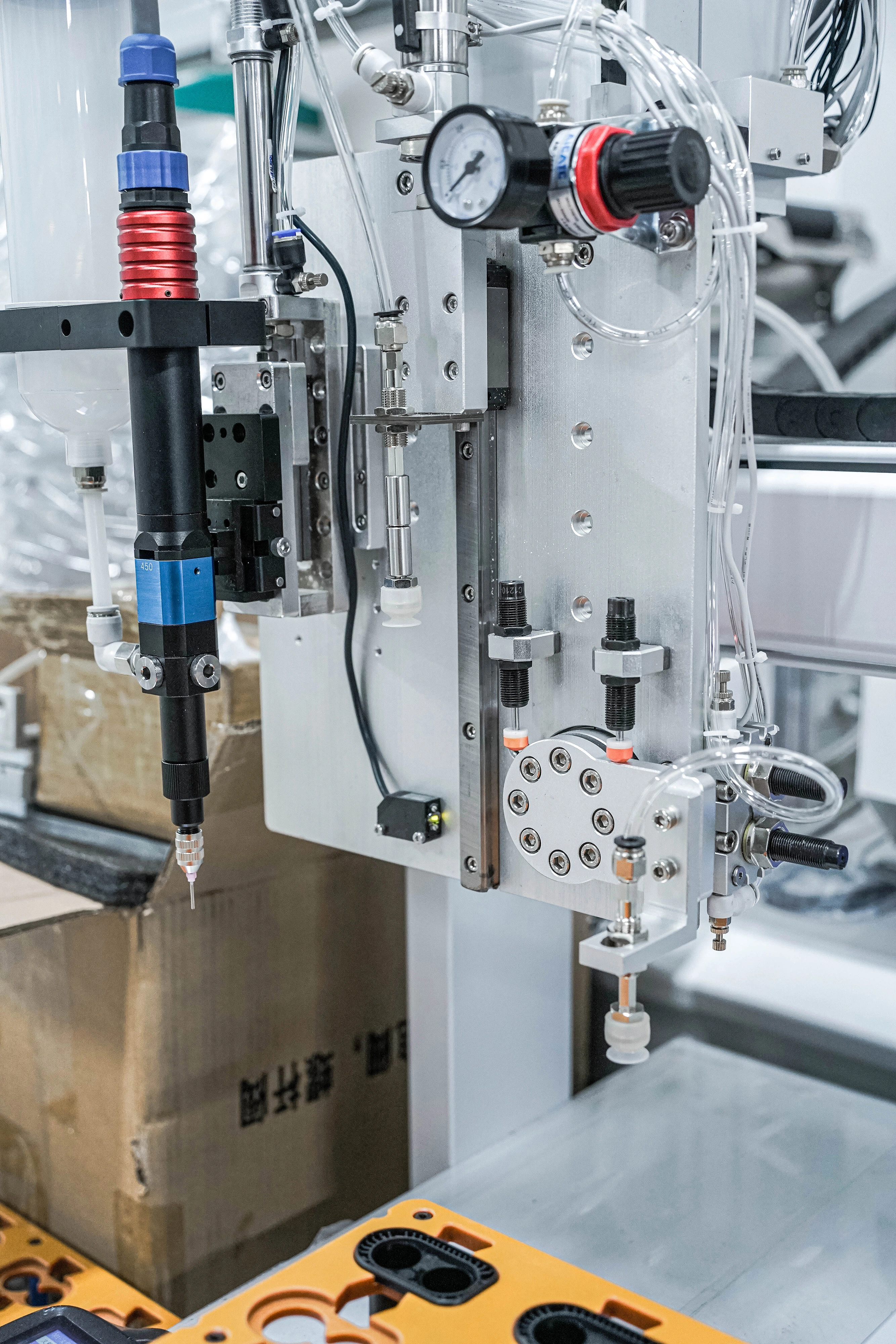 Cnc Glue Dispenser Machine by Xiaomao Machine 5