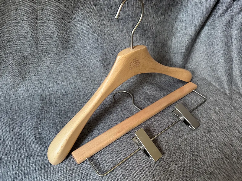 Wholesale Clothes Hangers DDP Or EXW by LEEVANS 2