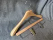 Wholesale Clothes Hangers DDP Or EXW by LEEVANS 2