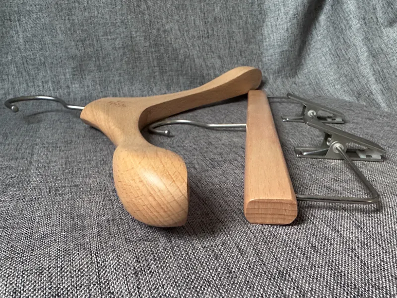 Wholesale Clothes Hangers DDP Or EXW by LEEVANS 3