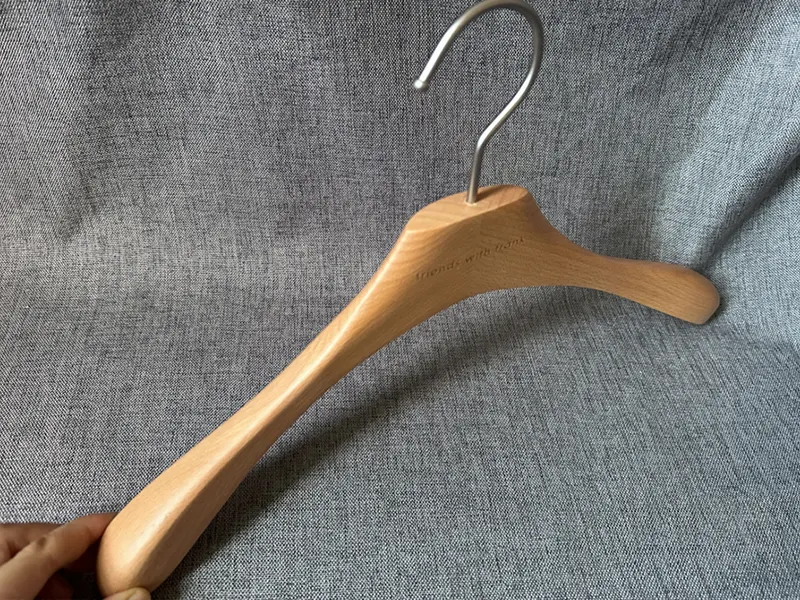 Wholesale Clothes Hangers DDP Or EXW by LEEVANS 5