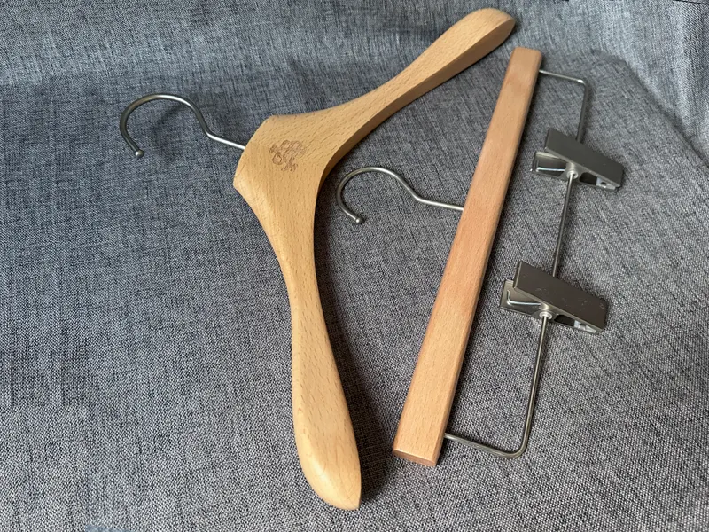 Wholesale Clothes Hangers DDP Or EXW by LEEVANS 4