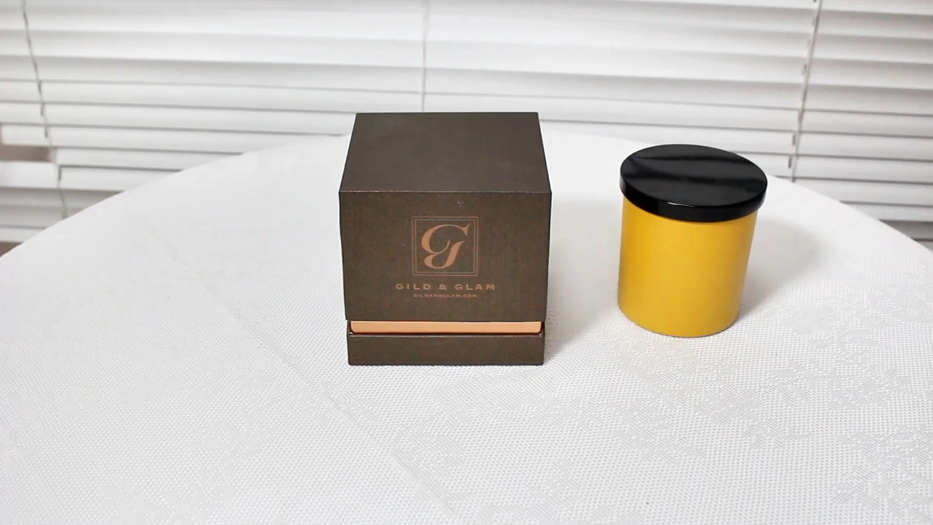 CF Candle Clamshell Box From EVA Velvet insert 1