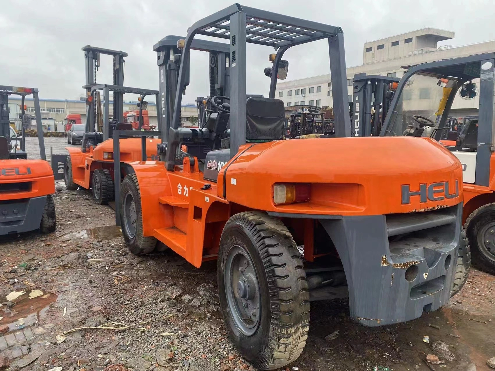 HELI 10 Ton Forklift Used CHINA Made FD100 With Low Price For Sale 1