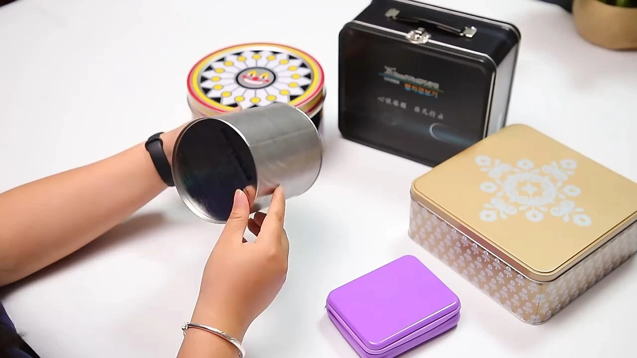 Large Capacity Tea Tin Box for Storage and Preservation 1