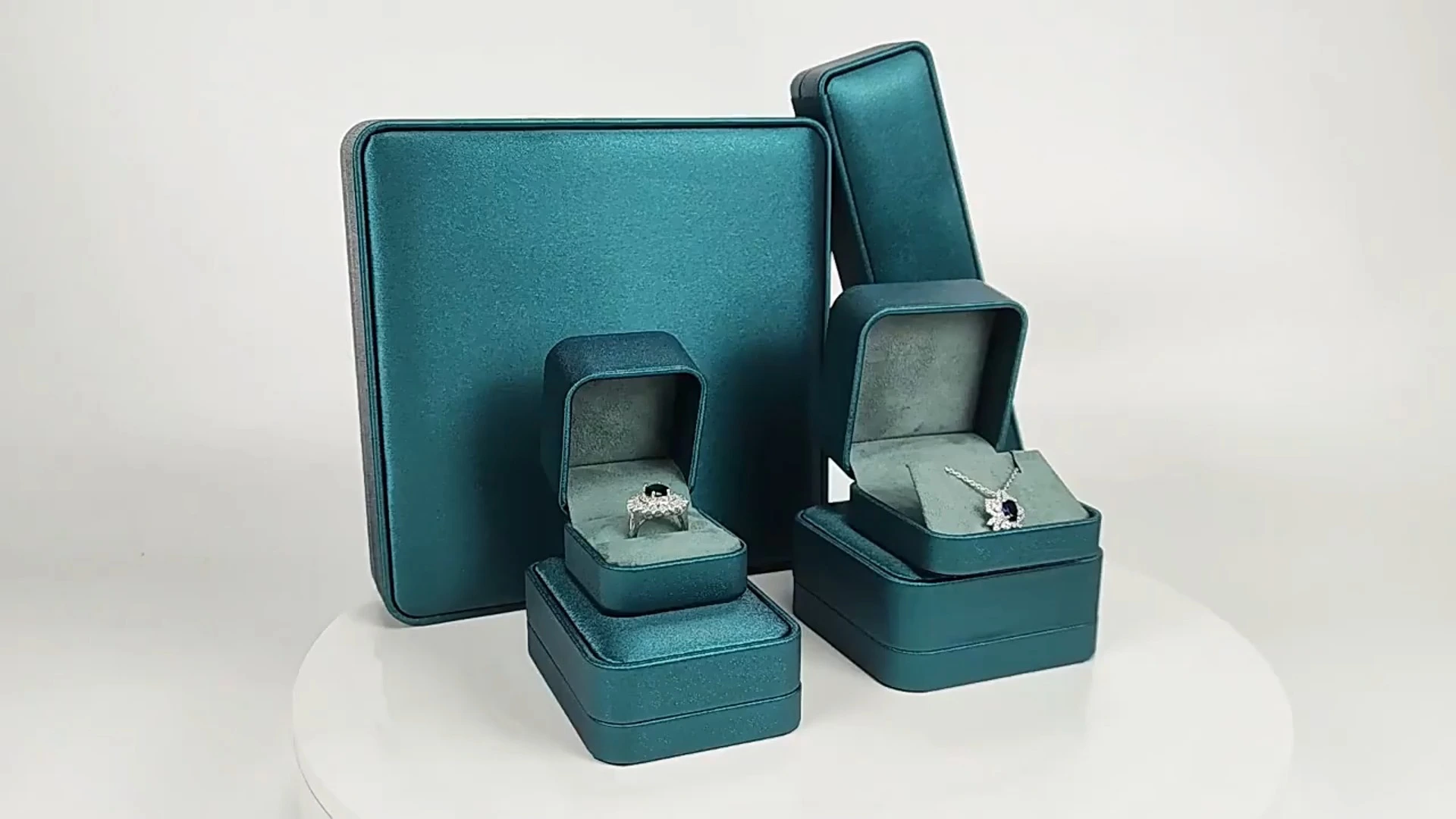 Microfiber leather curved watch box ring earrings bracelet necklace set jewelry box 1