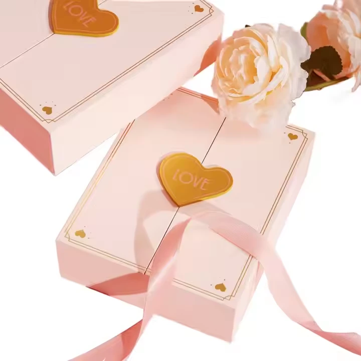 Welm Packaging Customized Valentine's Day Luxury Gift Box Double Heart Gift Box 1