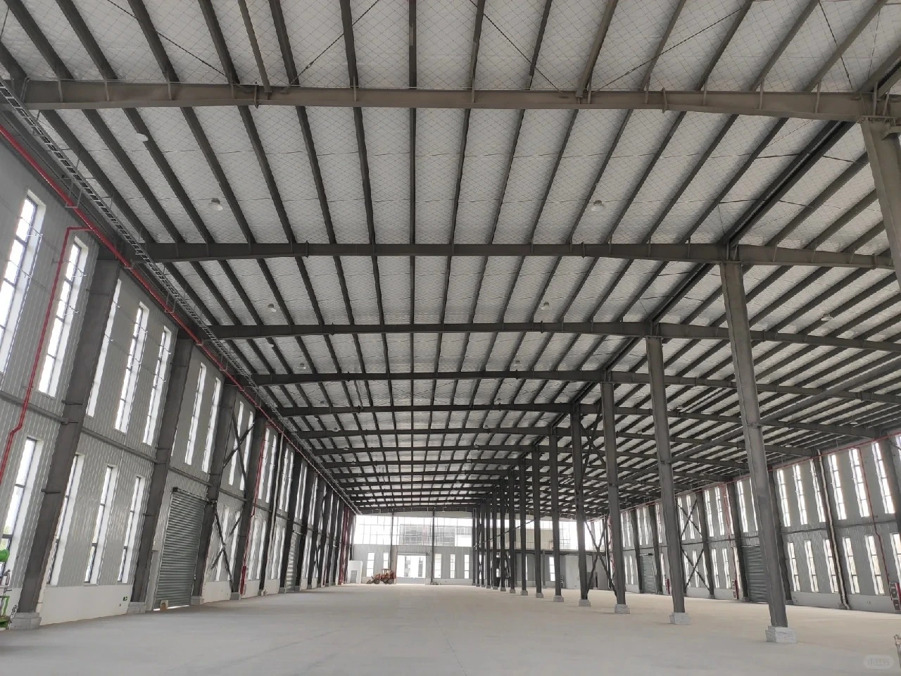 Lanjing Industrial Design Style Prefabricated Steel Structure Metal Frame Buildings Prefab Farm Storage Warehouse Workshop 1
