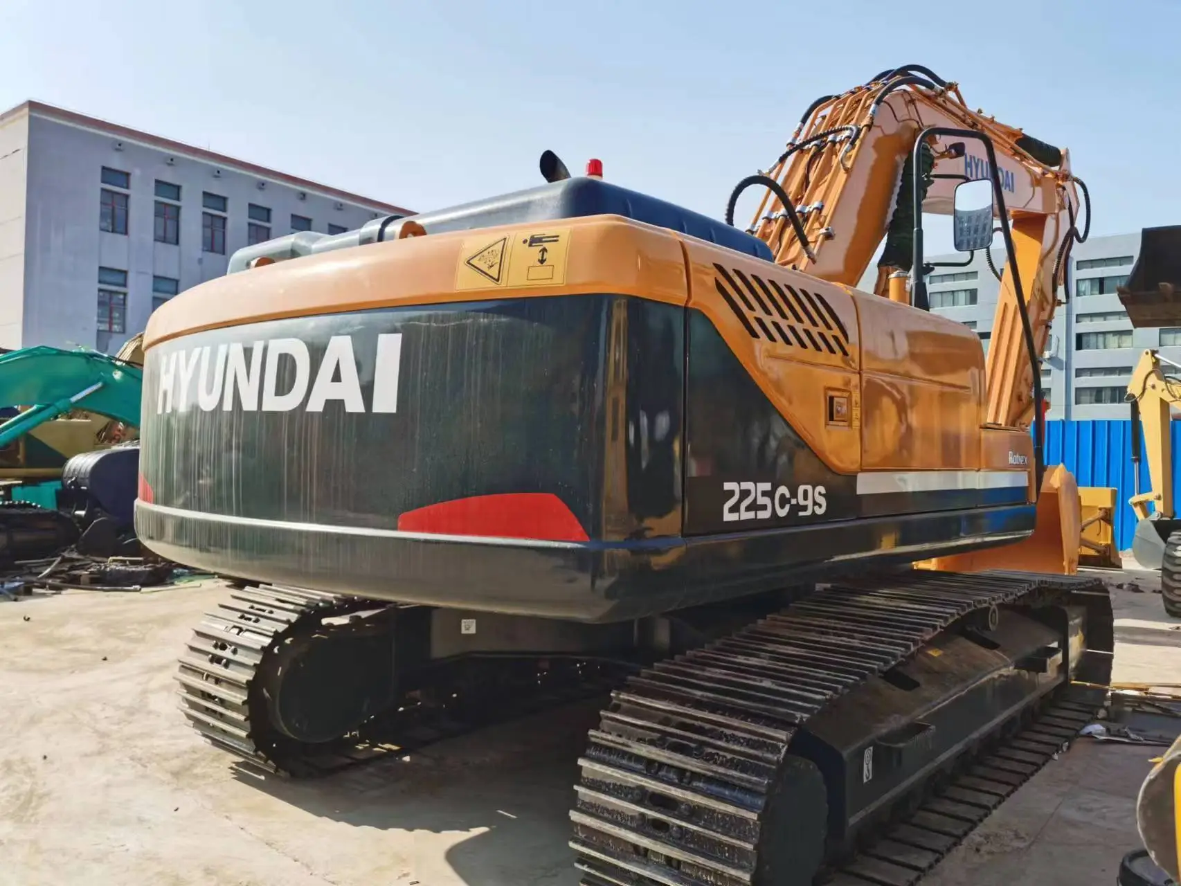 Used Mini Track Hoes for Sale PROVIDED by Junwei Machinery 4