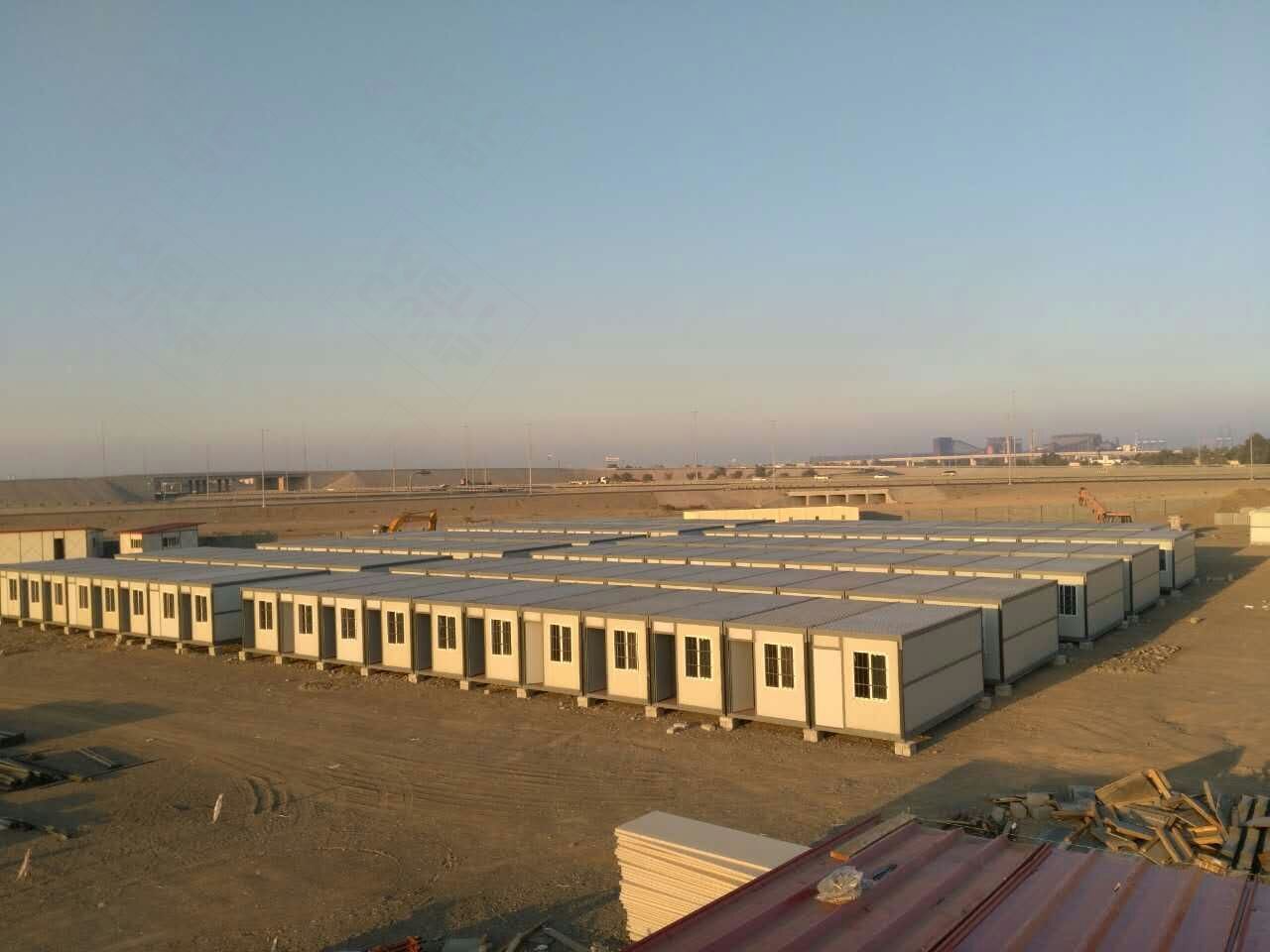 Stackable Container Homes Crumbling Folding Container House for Disaster Relief: Fast-Track Emergency ...