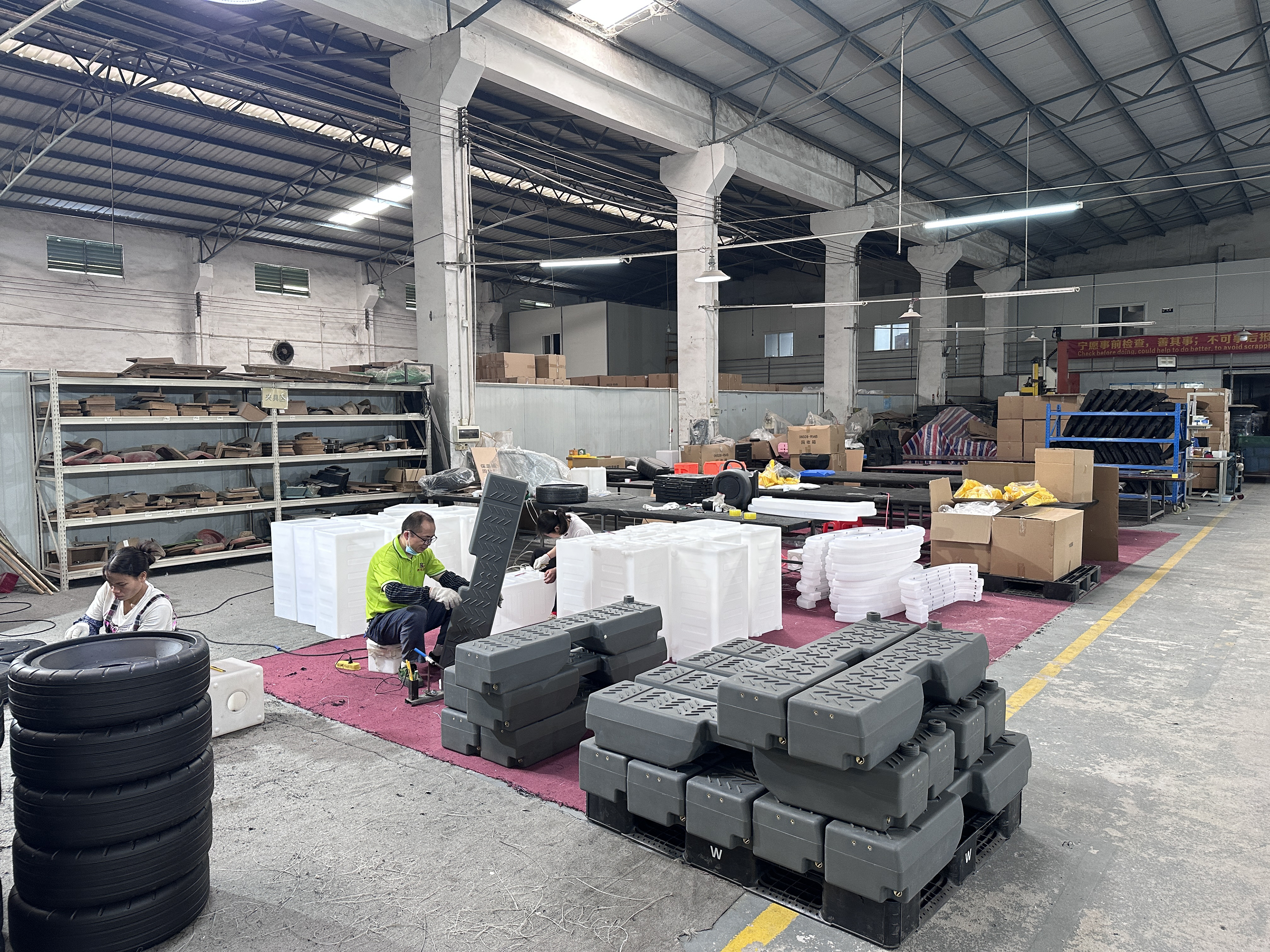 What Are the Advantages of Adding Reinforcing Ribs Inside Rotomolded ...