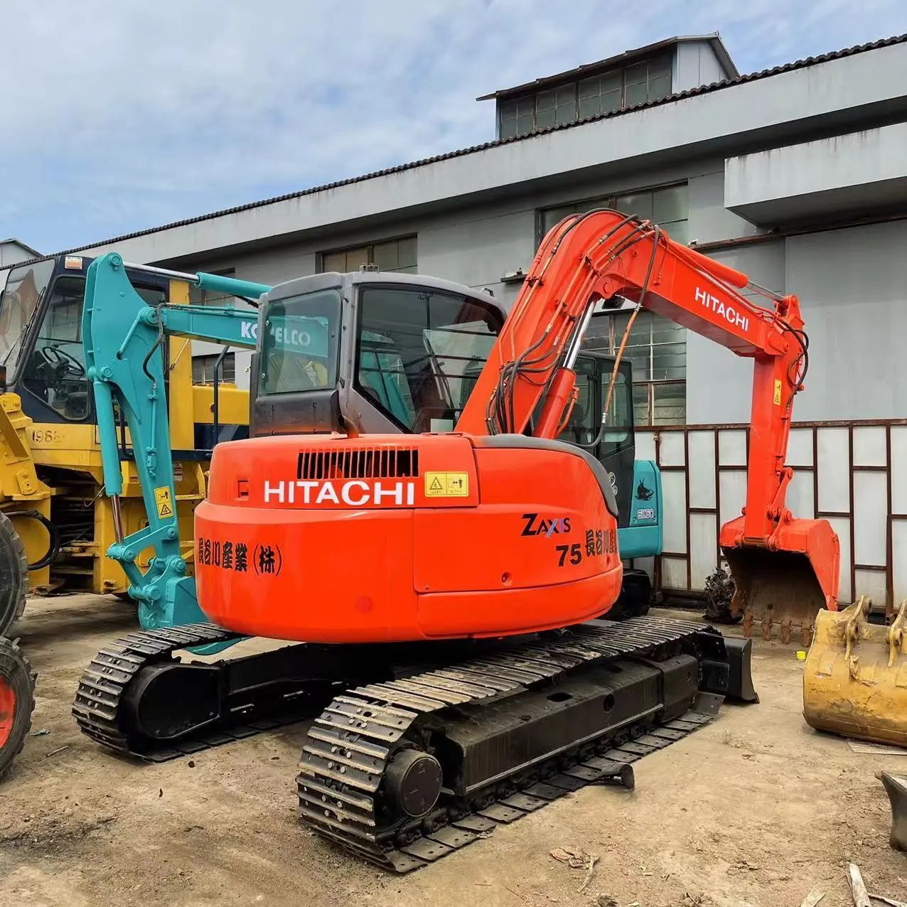2018 Hitachi ZX75US Used Crawler Excavator Secondhand Digger in Shanghai Yard 1