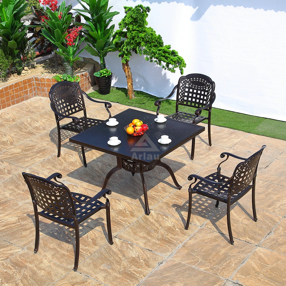 Outdoor Hammered Bronze Cast Aluminum Square Cutlery Set 5 Piece 1