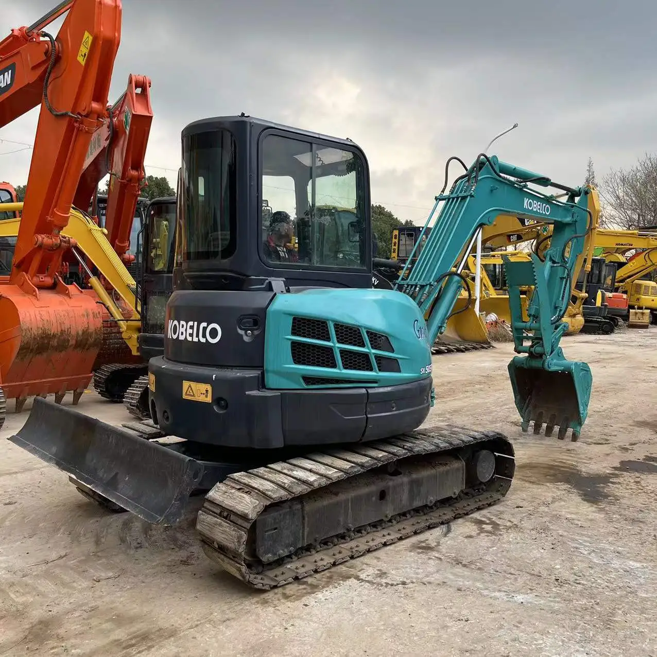 Excavadora de cadenas usada KOBELCO SK50SR 2018 de 5 toneladas, disponible para la venta. 1