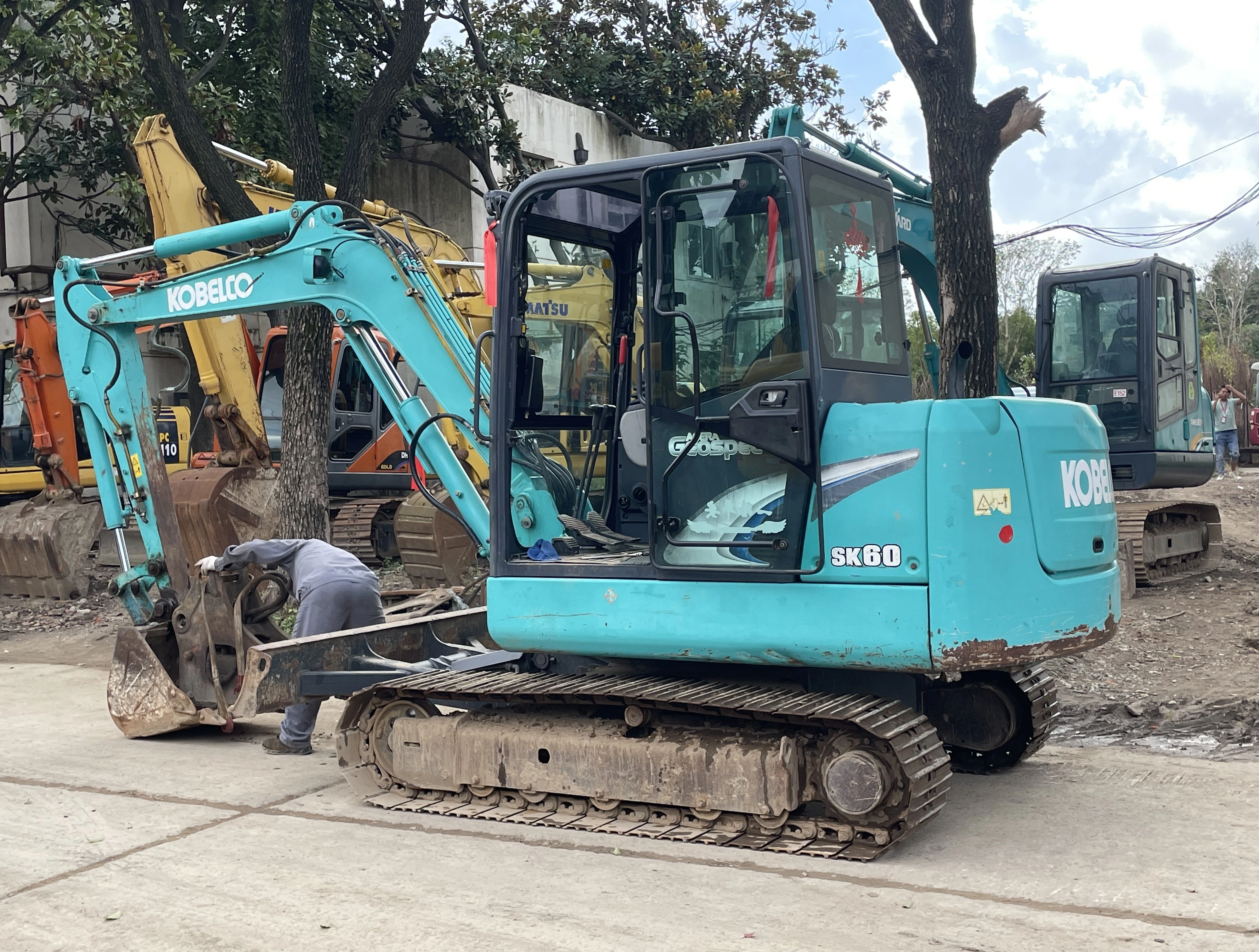 Pelle sur chenilles d&39;occasion KOBELCO SK60 2018, 6 tonnes, à vendre à Shanghai 1