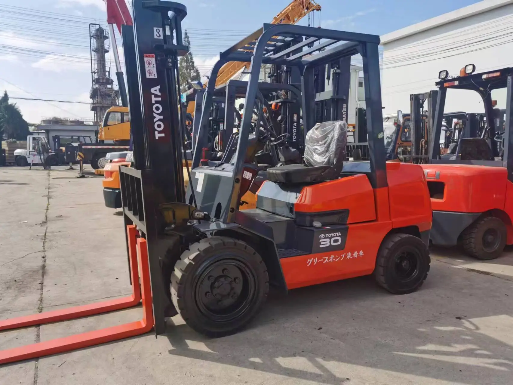 Used Construction Machinery for Sale TOYOTA FORKLIFT - - Junwei Machinery 2