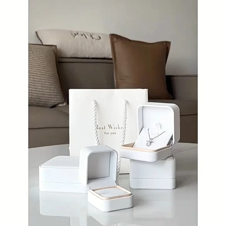 Fashion PU jewelry organizer ring necklace ring box earrings bracelet light luxury jewelry gift box 1