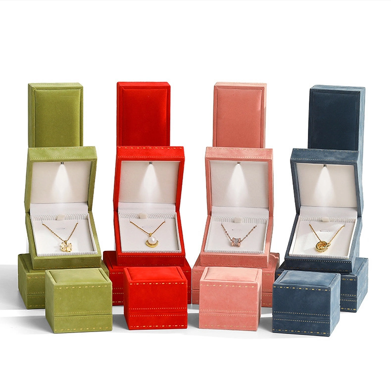 LED Right Angle Lace Stamping Velvet Jewelry Organizer Ring Pendant Earrings Bracelet Jewelry Illuminated Gift Boxes 1