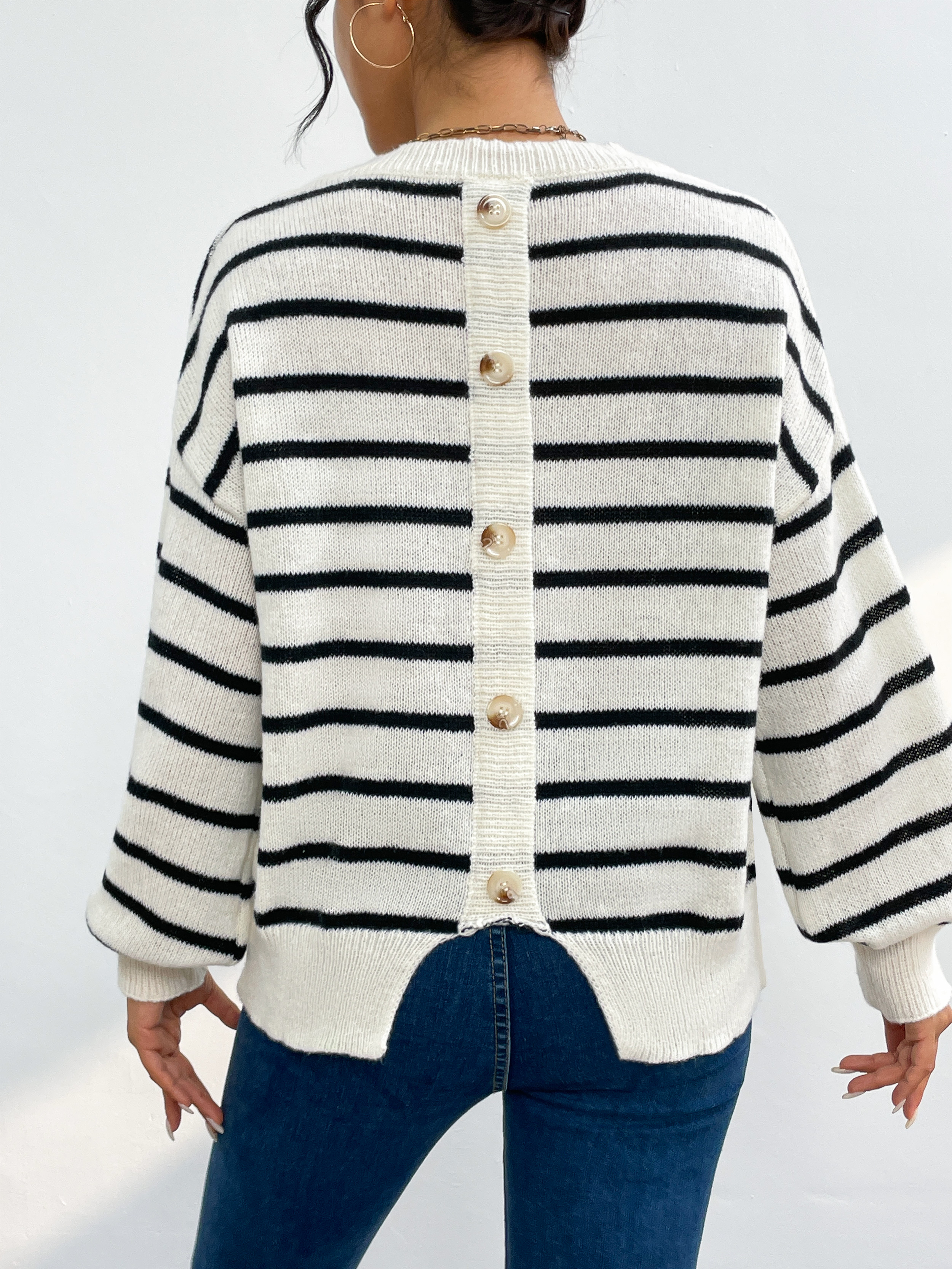 Ventilateur Flo Far Tripted Pullover Back Slit Faux boutons Top de banlieue décontractée 2