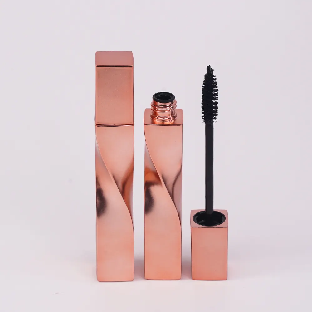 Best Smudge Proof Mascara 2.1 by Aqua Beauty 3