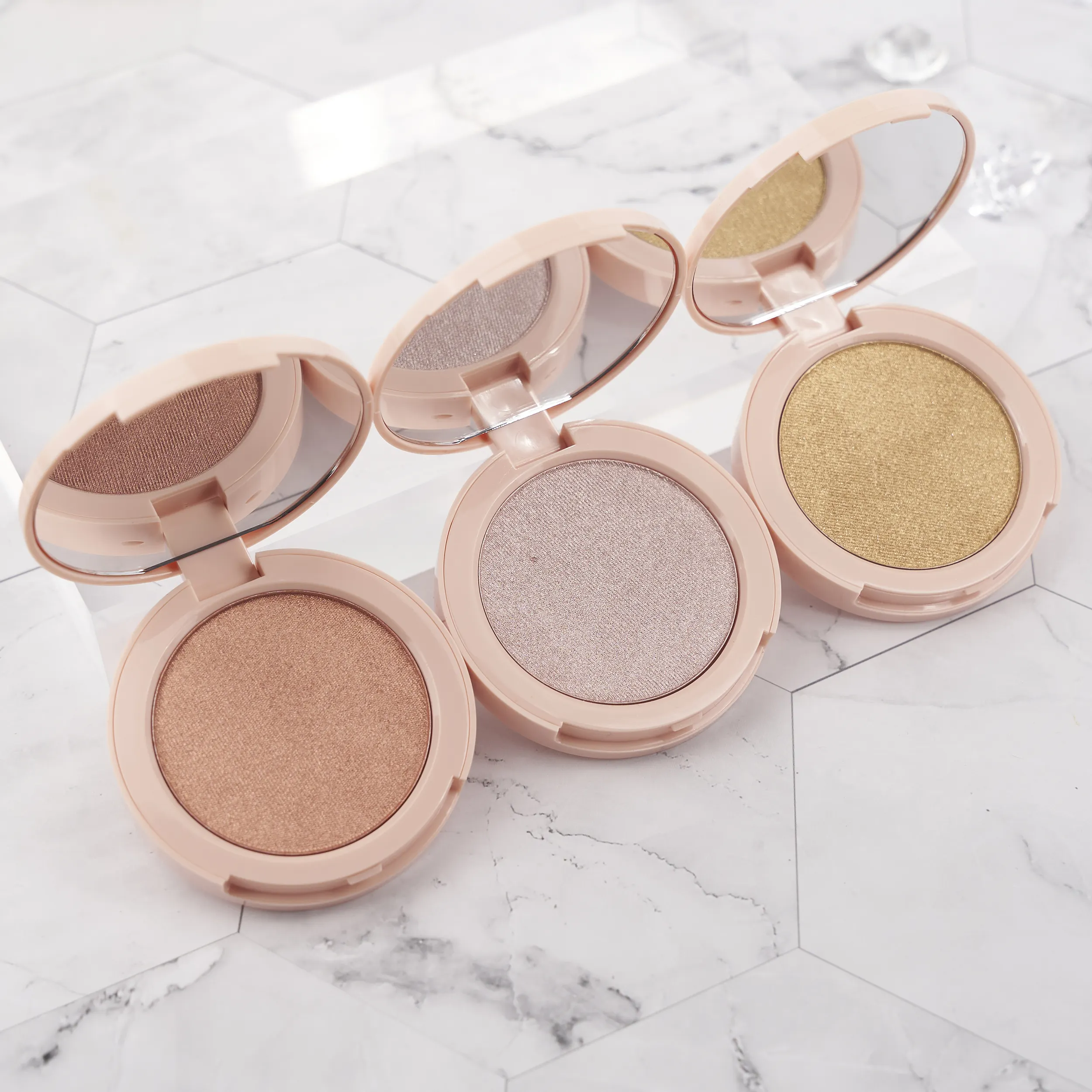 Powder Highlighter Pink by Aqua Beauty 3