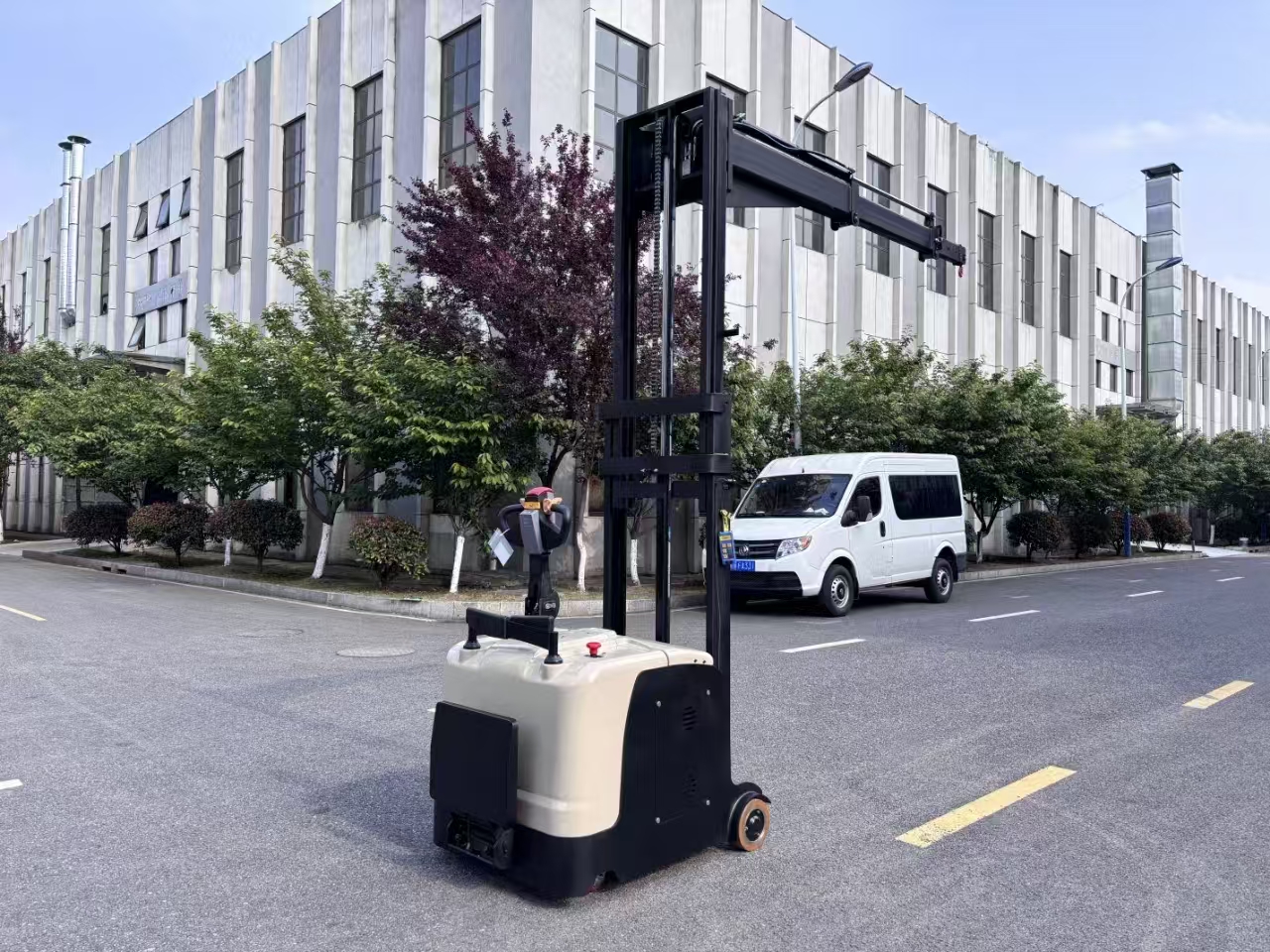 New 200 kg Lifting Capacity 3000 mm Lifting Height Non-Standard Boom Telescopic Stacker Restaurant Manufacturing Plant Home Use 8