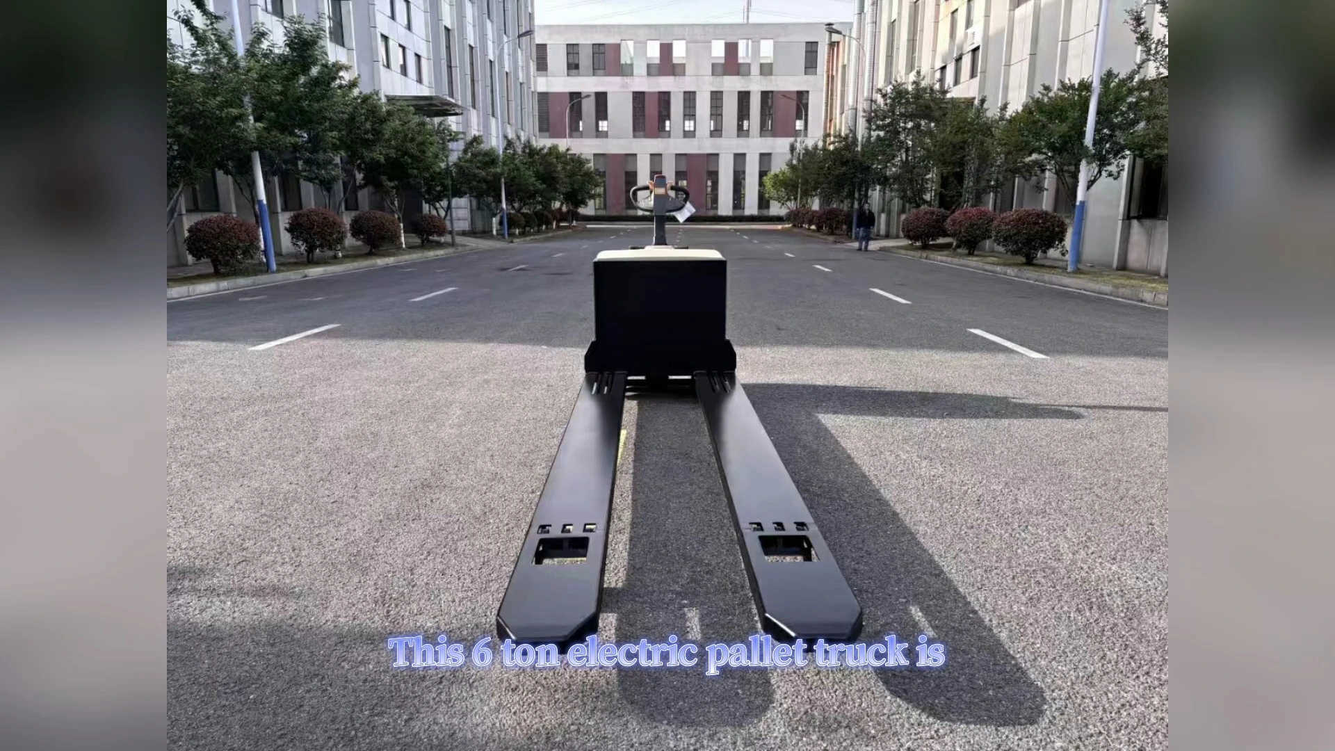 New 6 Ton Electric Pallet Truck with Long Forks for Warehouses and Logistics Energy Efficient Forklift 1