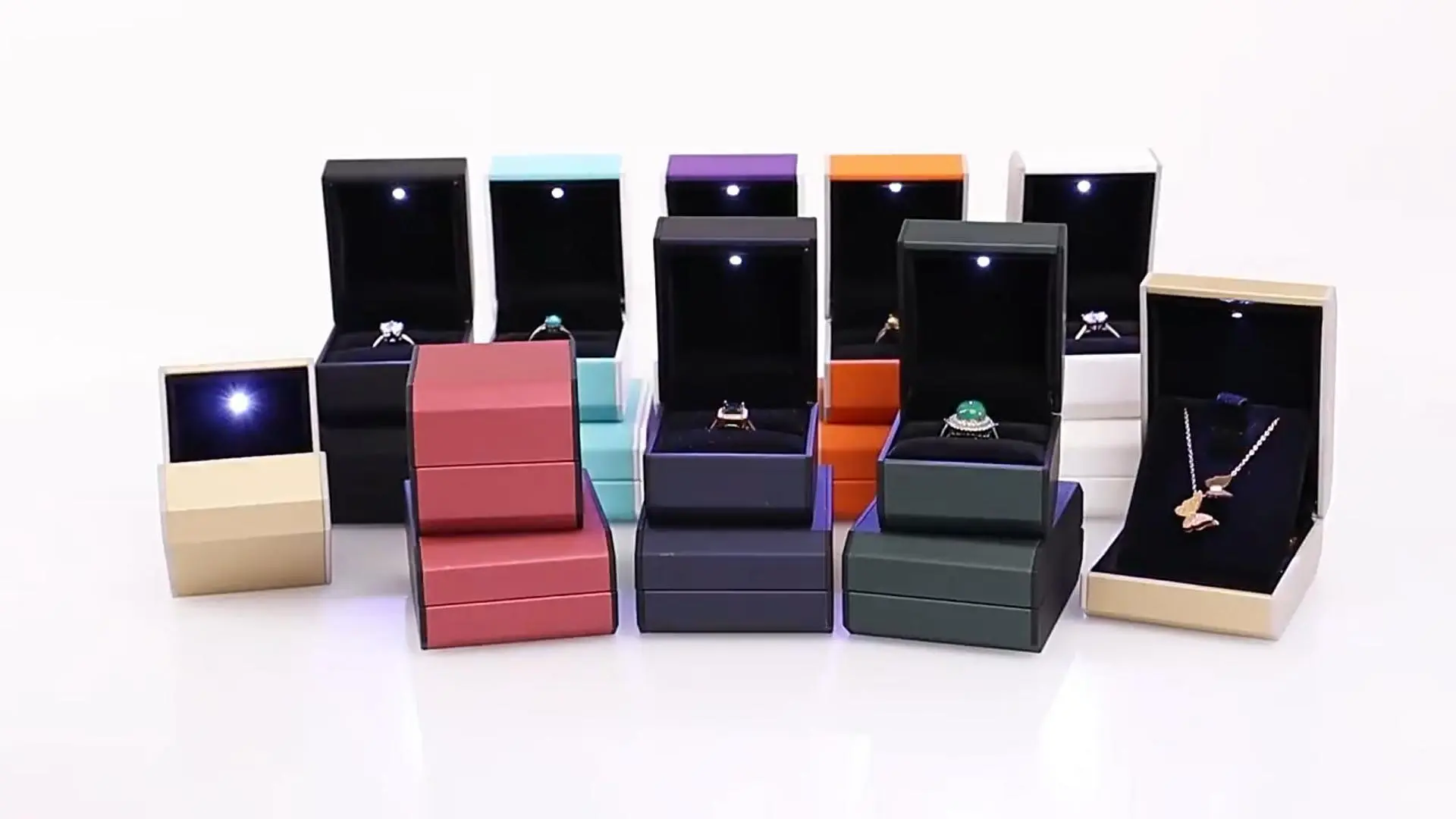 Luminescent LED with Lights Premium Sense Jewelry Box Ring Pendant Earrings Jewelry Gift Packaging Boxes 1