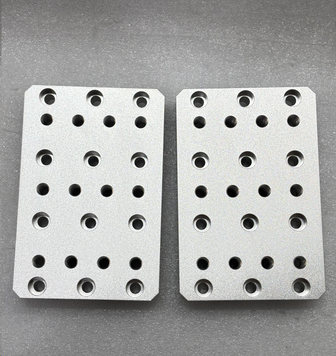 How to Manufacture Mechanical Parts Made of Aluminum Plates Through CNC